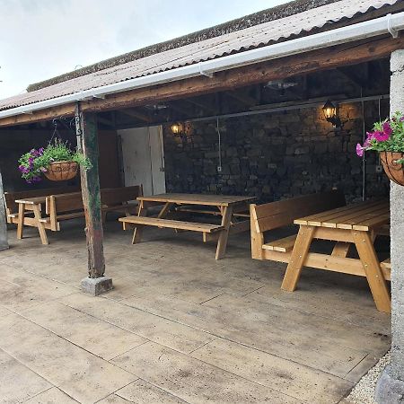 Gordon'S Guesthouse Loughrea Bagian luar foto